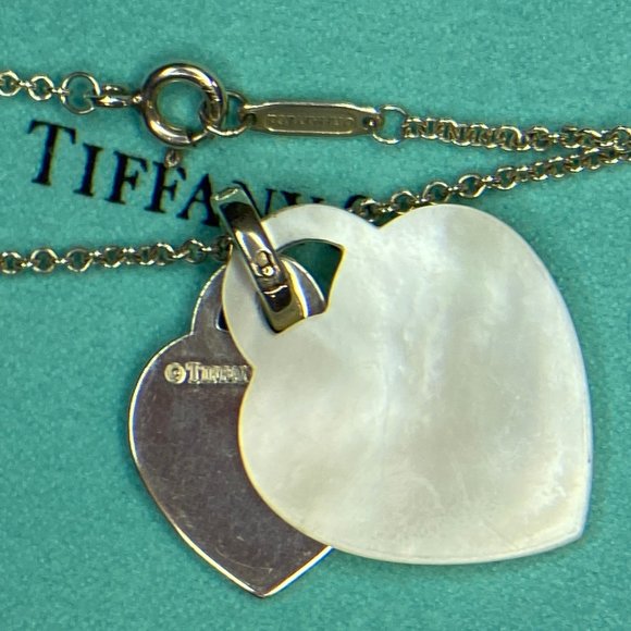 Tiffany & Co. Return to Tiffany and Mother of Pearl Necklace 18” - Picture 8 of 9